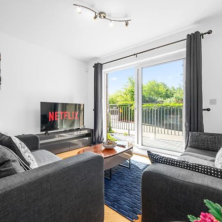 Modern Spacious 2Bedroom Apartment Great! Location By Etihad Mancity Stadium& Coop Live Arena Manchester Dış mekan fotoğraf