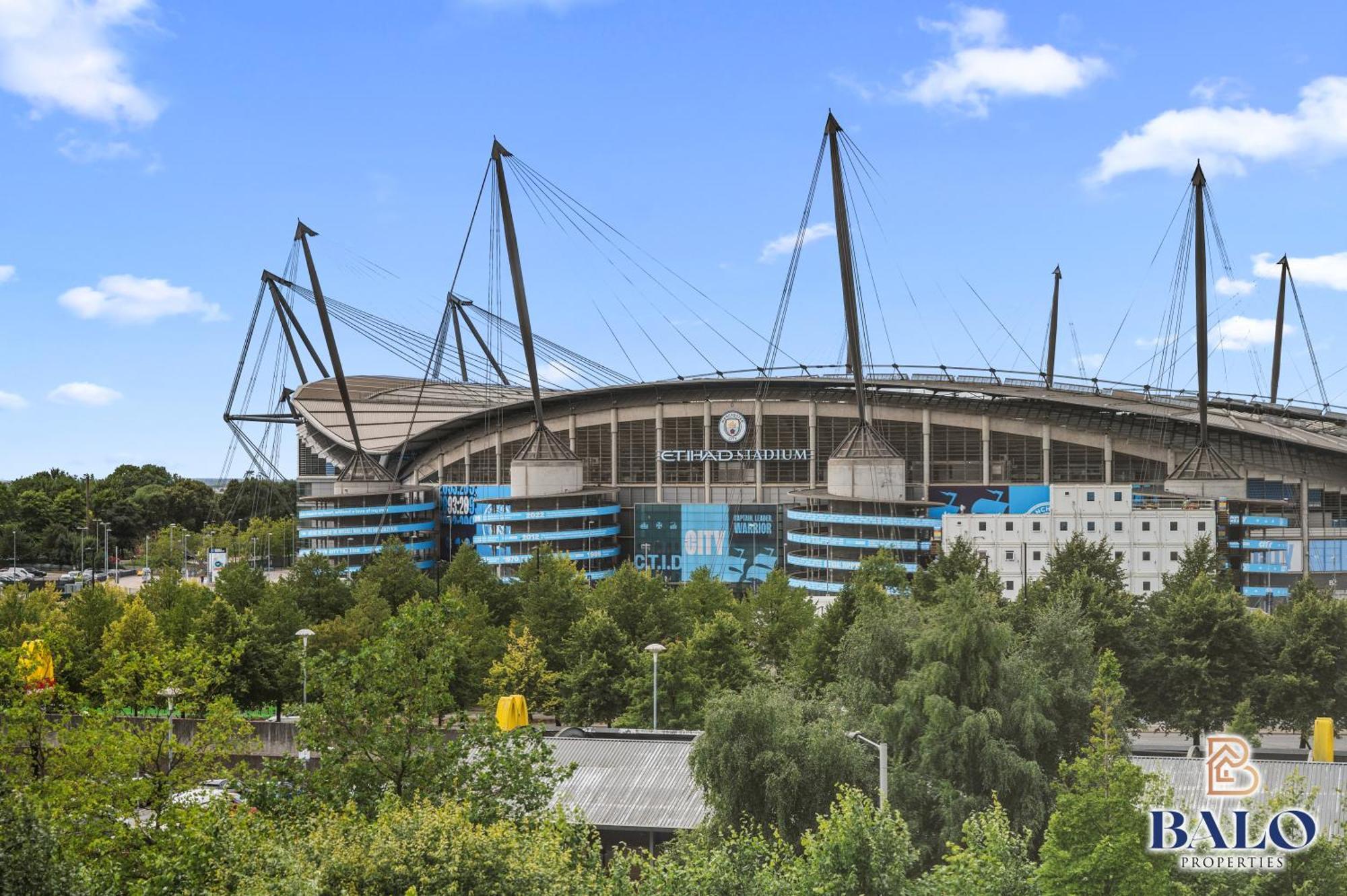 Modern Spacious 2Bedroom Apartment Great! Location By Etihad Mancity Stadium& Coop Live Arena Manchester Dış mekan fotoğraf