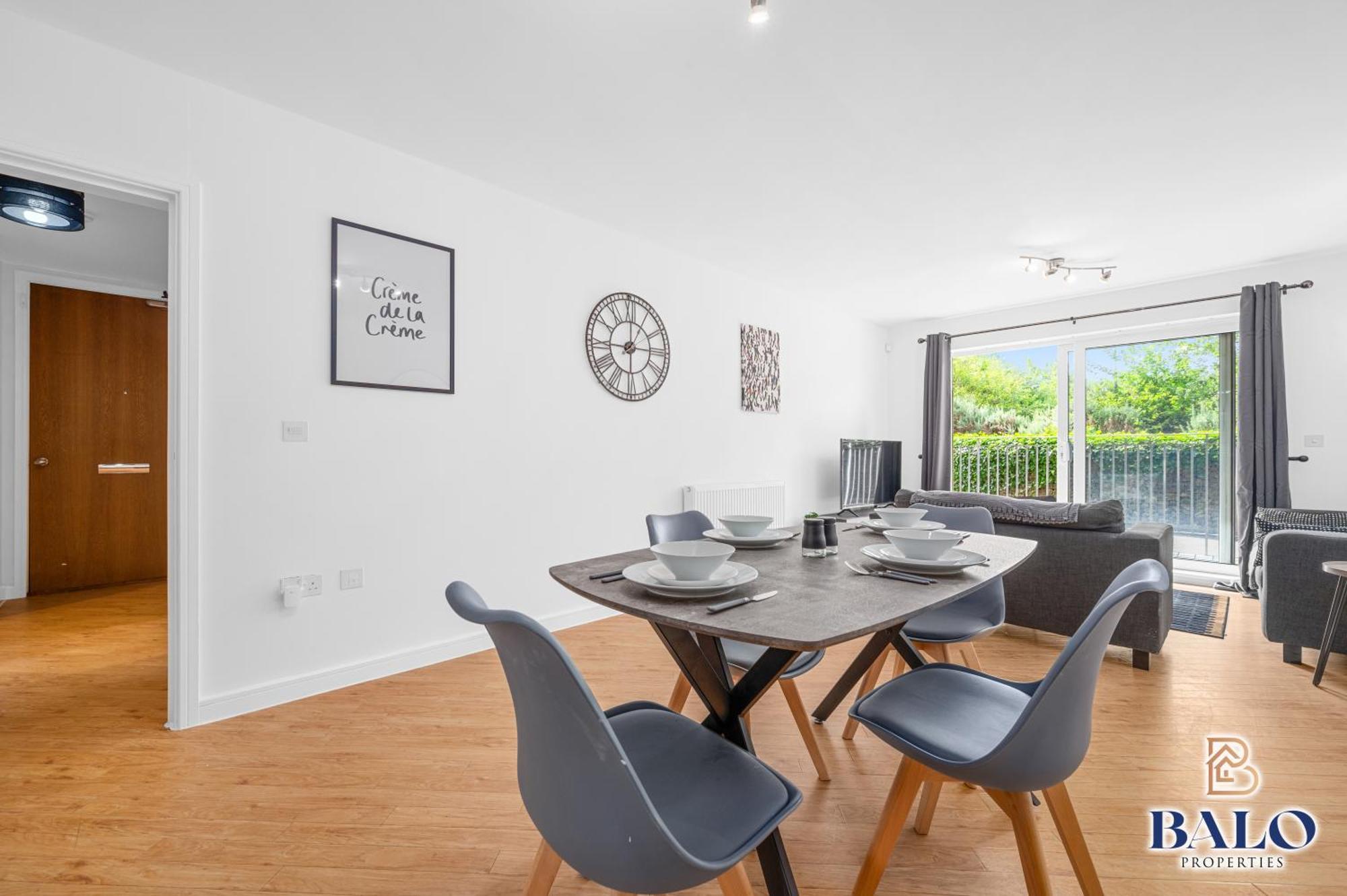 Modern Spacious 2Bedroom Apartment Great! Location By Etihad Mancity Stadium& Coop Live Arena Manchester Dış mekan fotoğraf